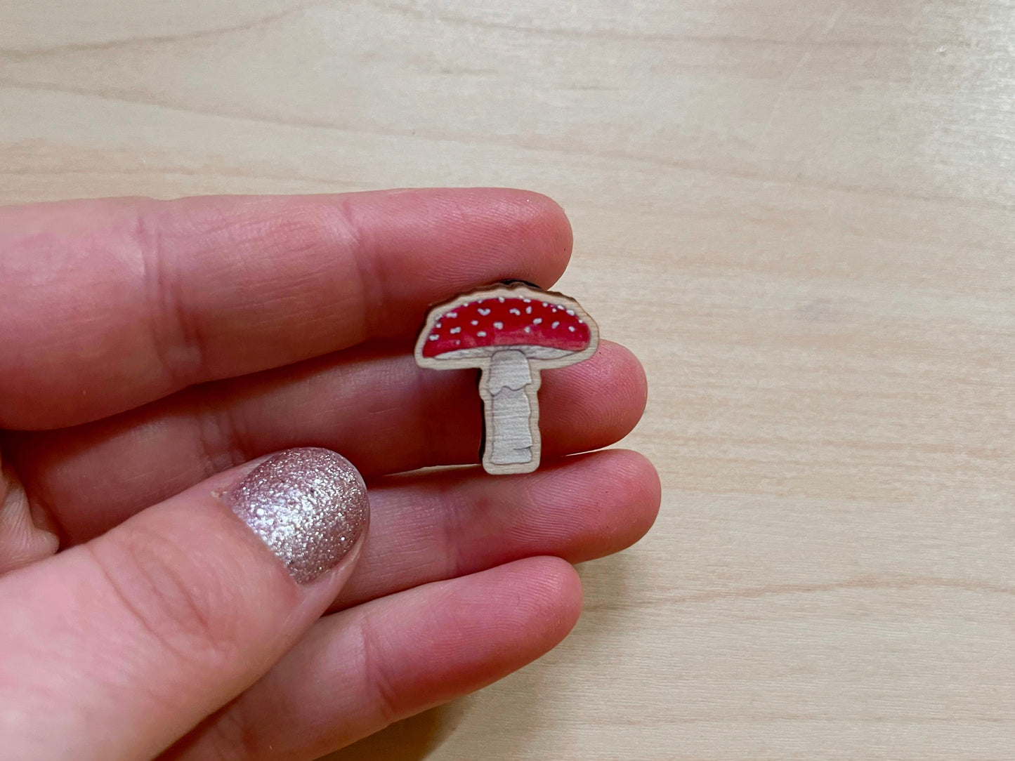 Toadstool Mini Pin