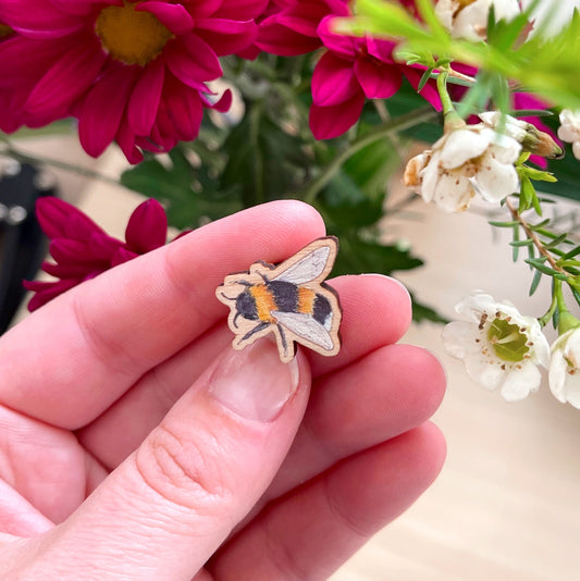 Bee Mini Pin