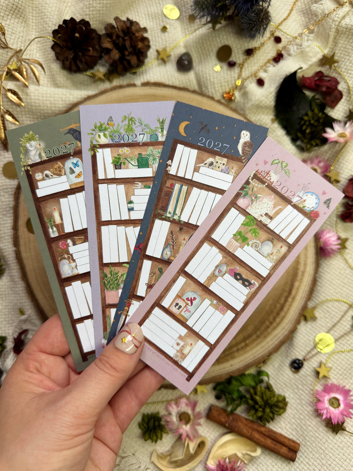 2027 - Fantasy 50 Book Reading Tracker Bookmark