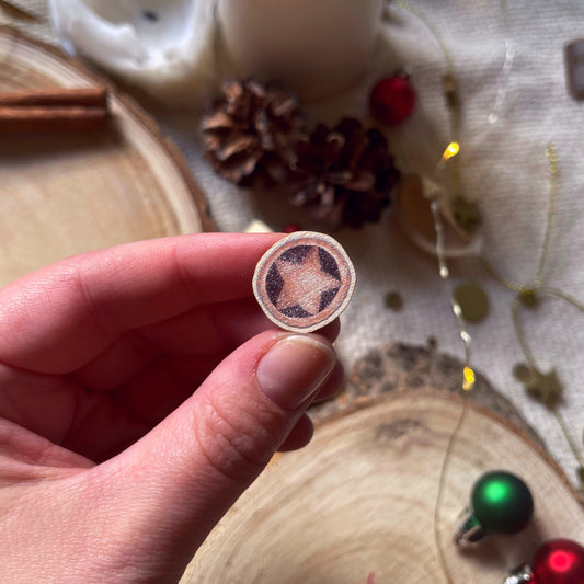 Mince Pie Mini Pin